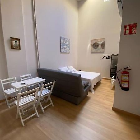 Studio In Barrio Salamanca Madri Exterior foto